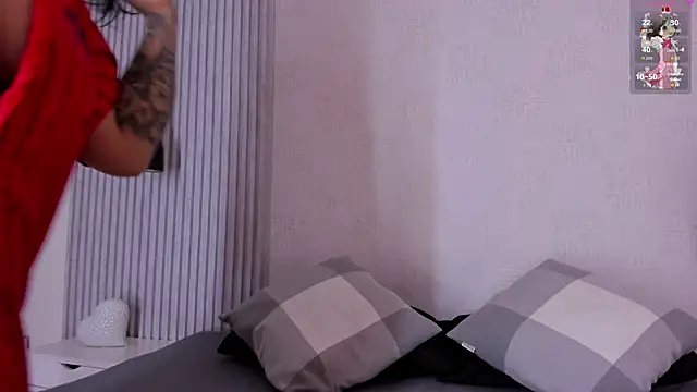 ManuelaMontes  online show from March 8, 2026, 11:57 am