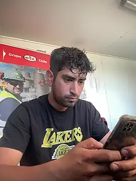 Kiddanakin online show from March 3, 2026, 10:06 pm