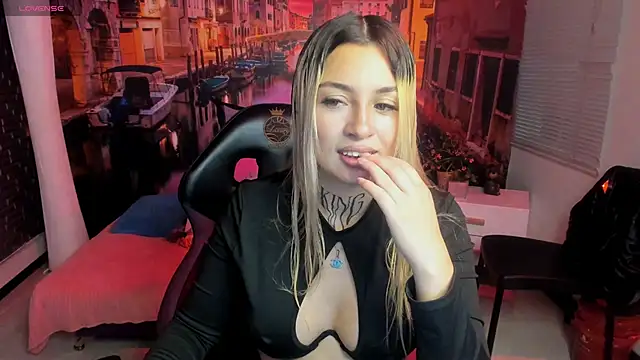 Tamaraa velez online show from April 2, 2026, 8:04 pm