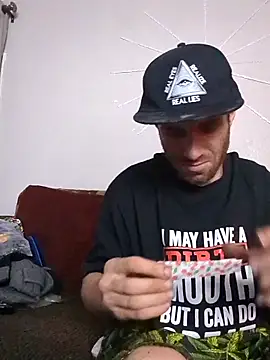 Snapshot of CirclingClass chatting on February 21, 2025, 12:49 pm CirclingClass online show from February 21, 2025, 12:49 pm