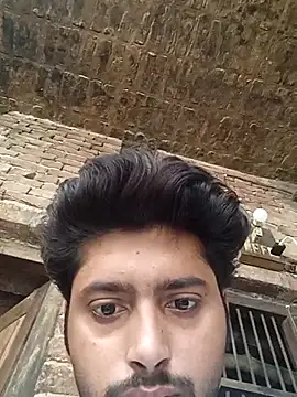 rockmen04 online show from April 21, 2026, 7:04 am