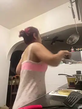 PaulaVegaa online show from March 27, 2026, 10:27 am