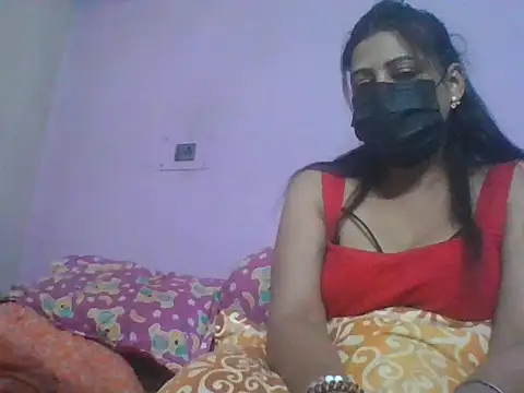 DRAMA  QUEEN online show from April 4, 2026, 7:53 pm