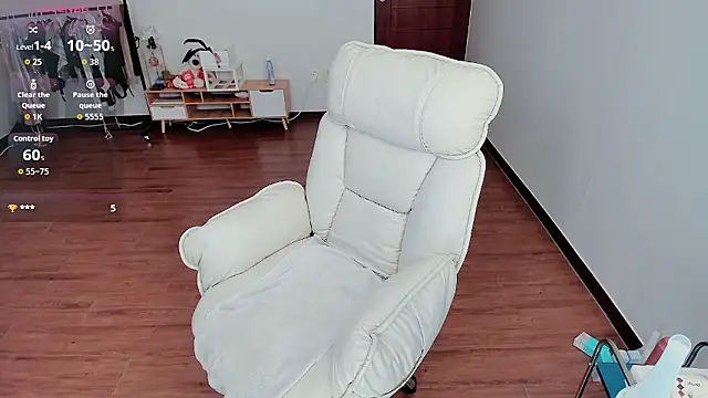 myomyo  online show from March 14, 2026, 10:54 am