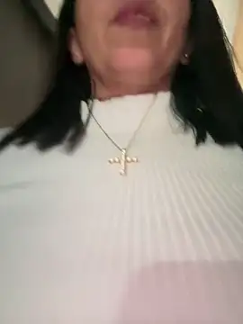 SamanthaWalker  online show from April 13, 2026, 1:37 pm