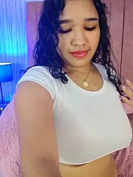 AriaMontes online show from April 30, 2026, 12:12 pm