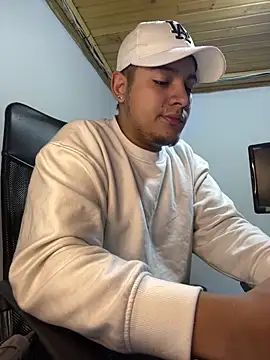 OliverTabordaa online show from March 6, 2026, 10:54 am