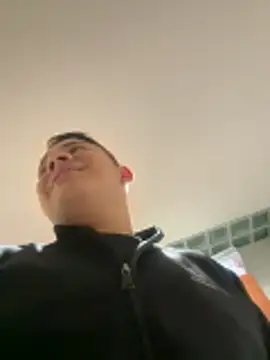 OliverTabordaa online show from April 14, 2026, 4:56 pm