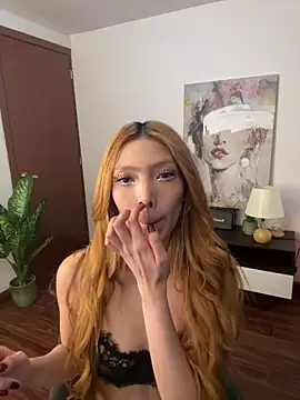Suki 3 online show from May 31, 2026, 1:33 am