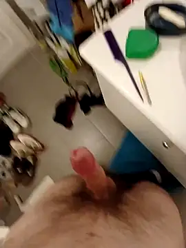 oposum6 online show from March 4, 2026, 5:10 pm