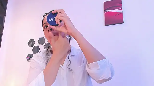 Katijis online show from March 26, 2026, 7:12 pm