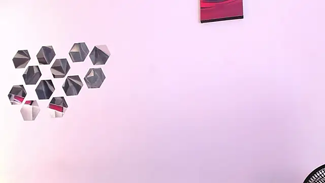 Katijis online show from April 24, 2026, 6:43 pm