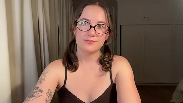 summerxo online show from June 2, 2026, 5:40 am