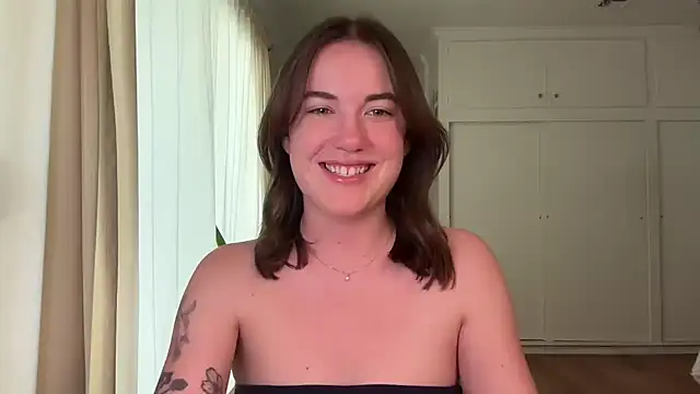 summerxo online show from March 17, 2026, 11:30 pm