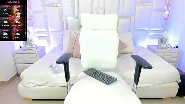 im ximena  online show from March 6, 2026, 9:21 pm