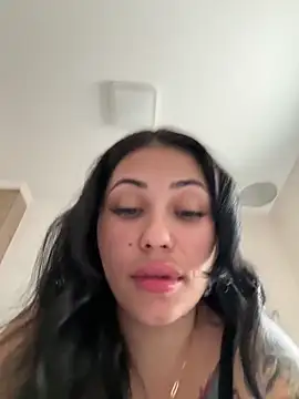 Snapshot of LunaSerenaX chatting on March 29, 2026, 12:07 pm LunaSerenaX online show from March 29, 2026, 12:07 pm