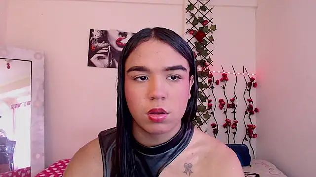 Candyy doll   online show from April 16, 2026, 7:14 pm