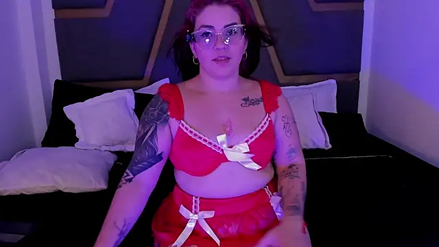 juana valkiria online show from July 15, 2026, 3:35 am