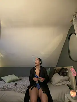 Saskia xx online show from April 7, 2026, 6:54 pm