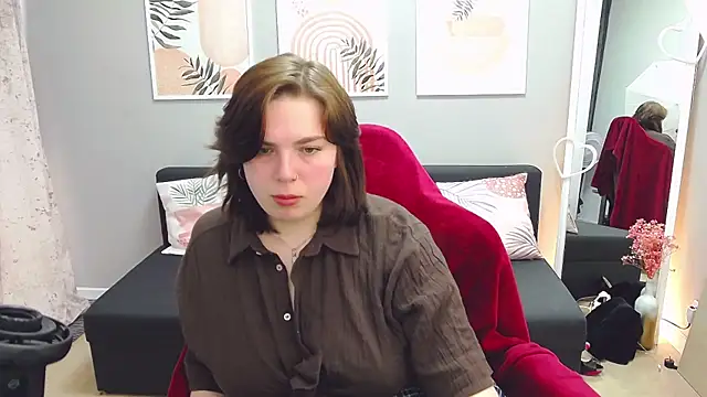 DanielaHot4u online show from April 10, 2026, 7:04 am