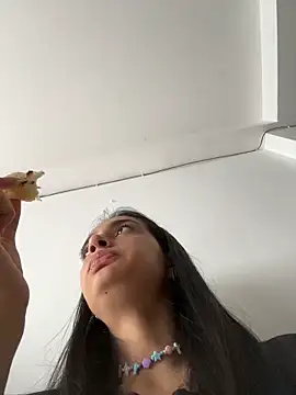 leilani X online show from May 19, 2026, 1:07 pm