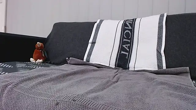 lilchristianxh online show from November 10, 2025, 12:32 pm