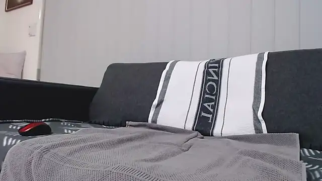 lilchristianxh online show from November 25, 2025, 6:36 am