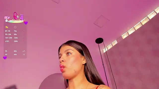 mia h  online show from April 18, 2026, 12:07 pm