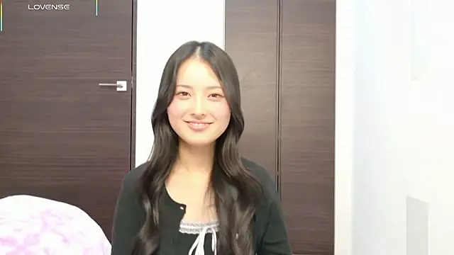 -Rei-ch- online show from March 12, 2026, 12:31 pm