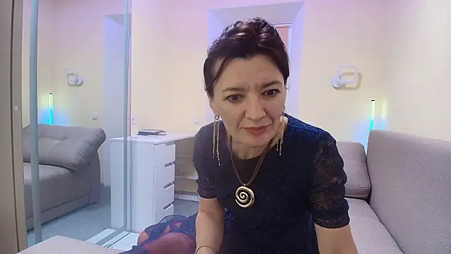Bonnie Naughtyy online show from July 27, 2026, 4:03 pm