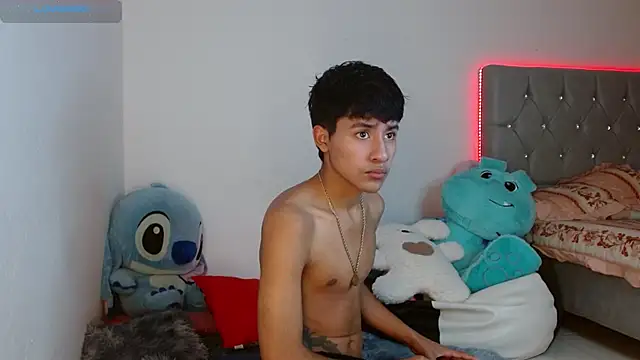 Sebas fire4 online show from April 3, 2026, 9:21 pm