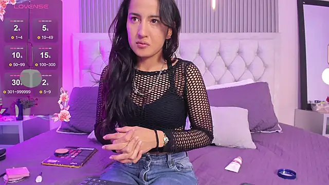 Katty cute19 online show from May 28, 2026, 4:31 am