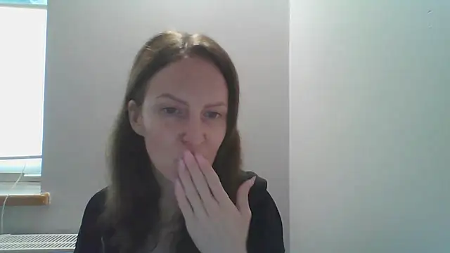 Snapshot of AnnaTight chatting on July 13, 2026, 8:24 am AnnaTight online show from July 13, 2026, 8:24 am