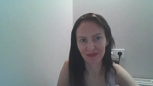 Snapshot of AnnaTight chatting on July 27, 2026, 9:05 am AnnaTight online show from July 27, 2026, 9:05 am