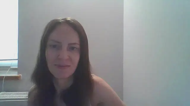 Snapshot of AnnaTight chatting on July 12, 2026, 12:28 pm AnnaTight online show from July 12, 2026, 12:28 pm