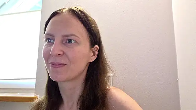 Snapshot of AnnaTight chatting on June 30, 2026, 8:14 am AnnaTight online show from June 30, 2026, 8:14 am