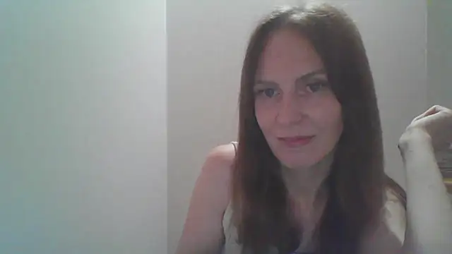 Snapshot of AnnaTight chatting on June 5, 2026, 6:46 pm AnnaTight online show from June 5, 2026, 6:46 pm