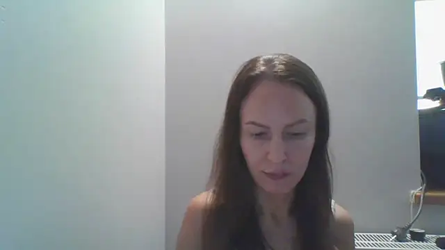 Snapshot of AnnaTight chatting on July 20, 2026, 8:11 am AnnaTight online show from July 20, 2026, 8:11 am
