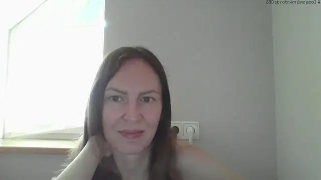 AnnaTight online show from June 1, 2026, 8:25 am