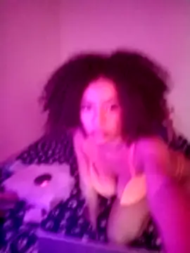 Snapshot of Larita_curly chatting on March 15, 2026, 9:44 pm Larita curly online show from March 15, 2026, 9:44 pm