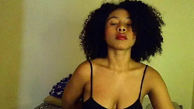 Larita curly online show from April 5, 2026, 9:32 pm