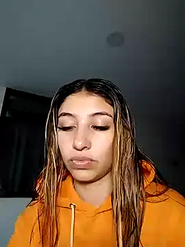 alicee teen online show from March 20, 2026, 11:28 pm