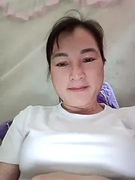 Snapshot of Yuhi3d chatting on May 11, 2026, 3:51 pm Yuhi3d online show from May 11, 2026, 3:51 pm