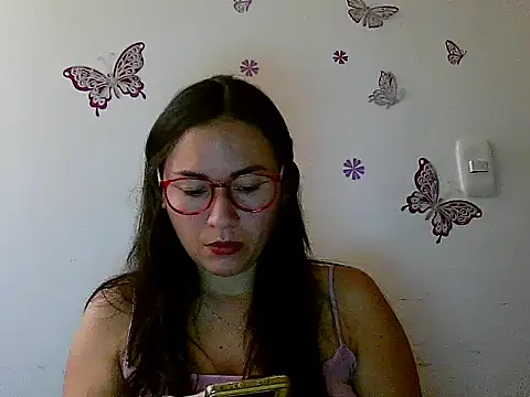 Erin oficial online show from April 23, 2026, 2:40 pm