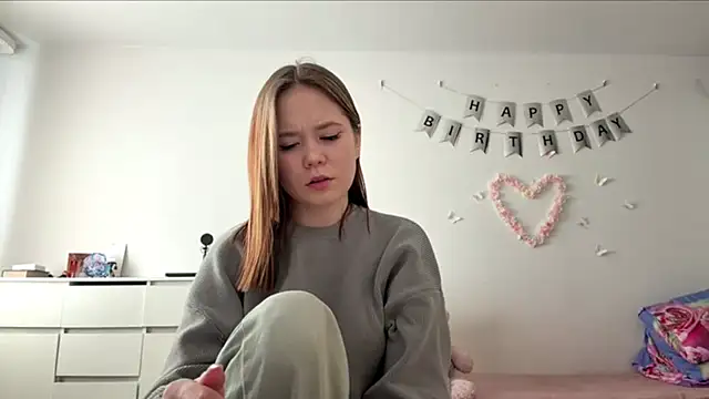 Snapshot of XeniaBerber chatting on March 9, 2026, 10:19 am XeniaBerber online show from March 9, 2026, 10:19 am