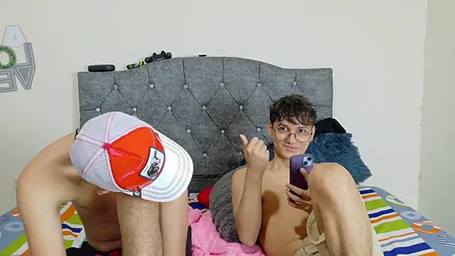 logan andrew online show from April 25, 2026, 8:28 pm