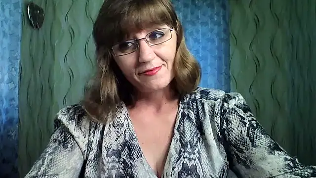 Alisaprice077 online show from August 7, 2026, 7:03 am