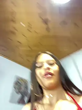 Cloe pink1 online show from April 8, 2026, 1:34 pm