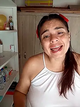 BettyBoo w online show from April 18, 2026, 1:35 pm