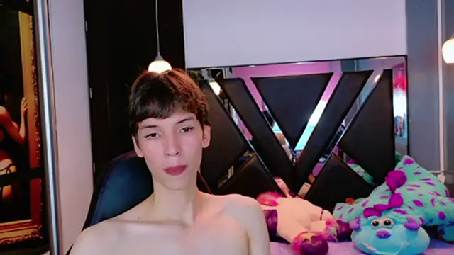 Snapshot of Stefany_PiInk chatting on June 7, 2026, 12:32 pm Stefany PiInk online show from June 7, 2026, 12:32 pm